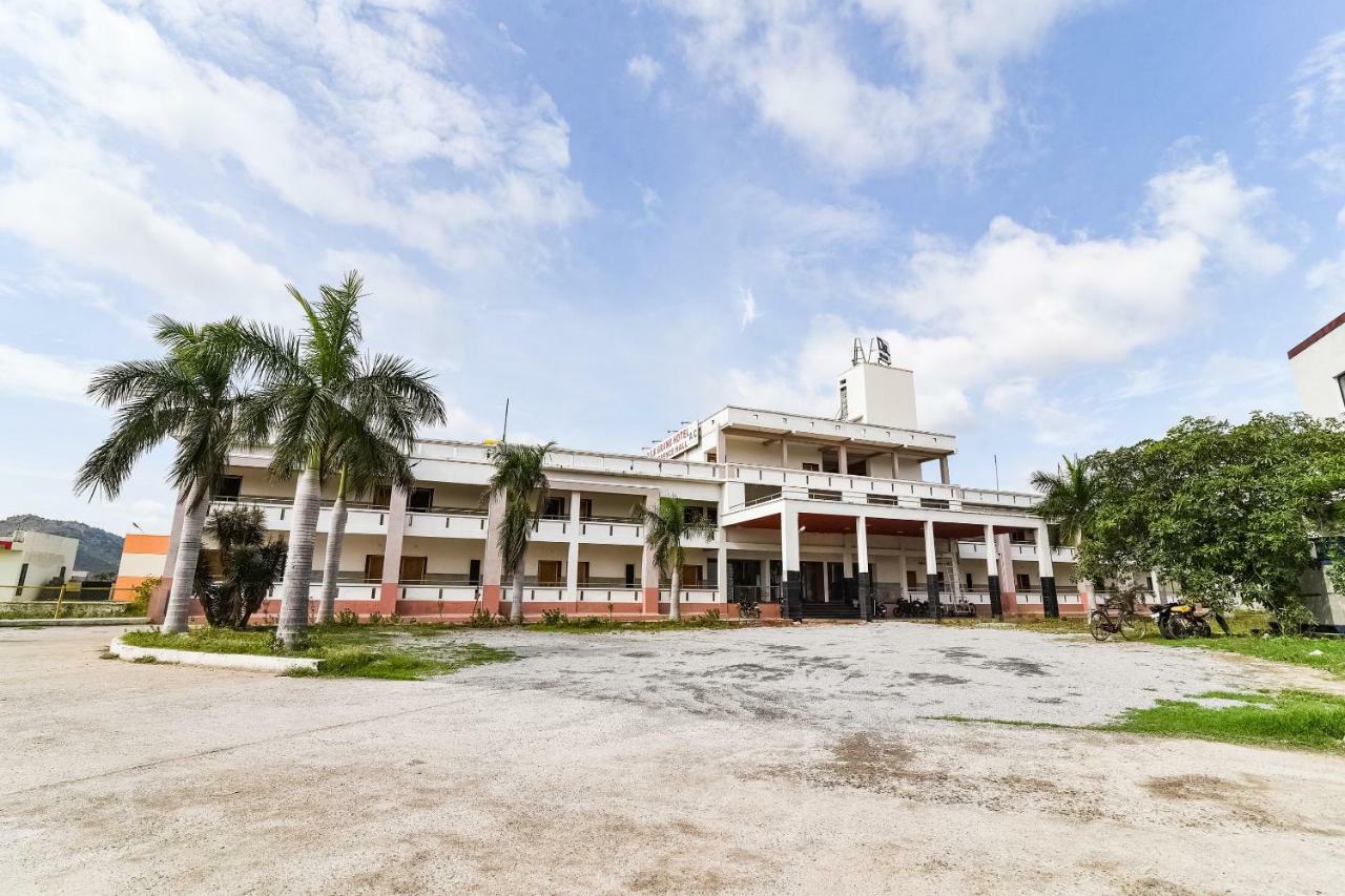 Krishnagiri Oyo 48251 Dsr Grand酒店 外观 照片