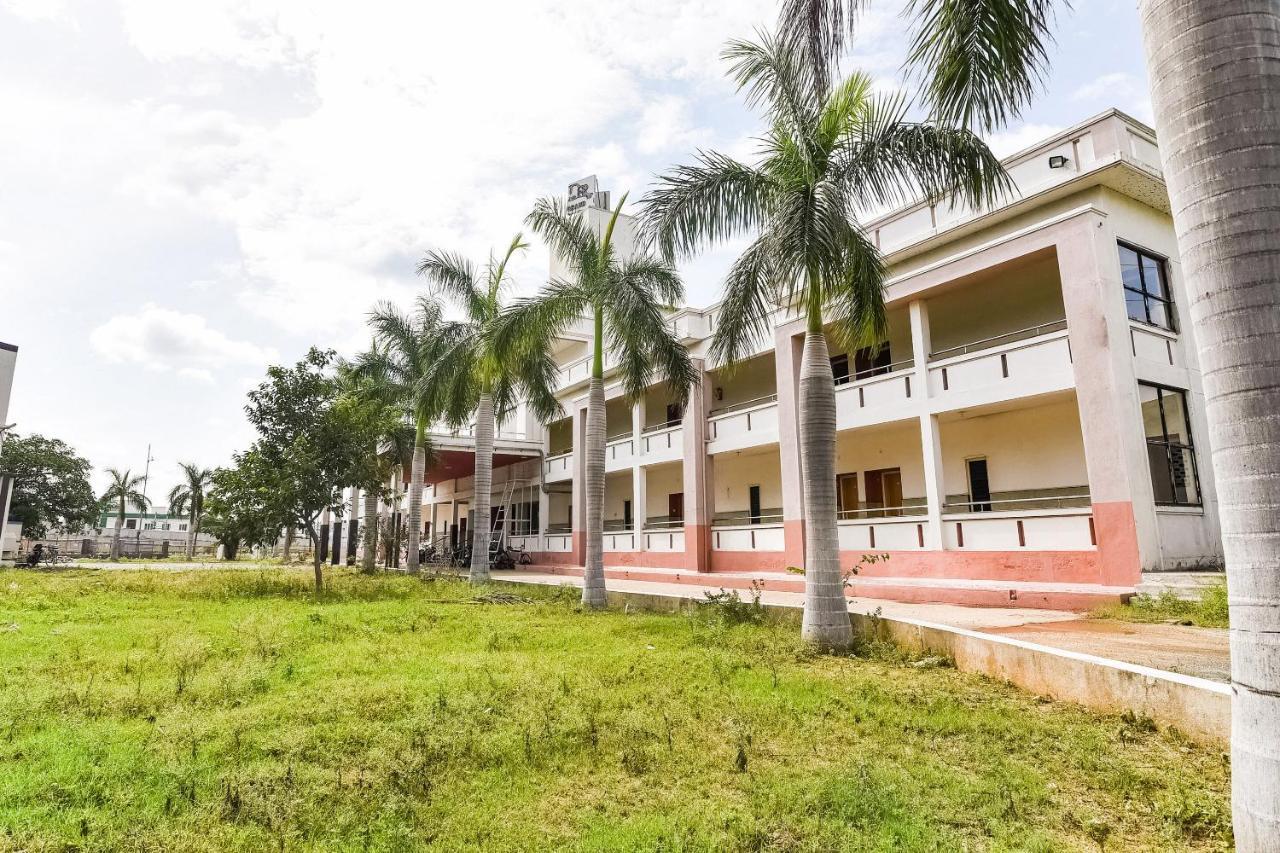 Krishnagiri Oyo 48251 Dsr Grand酒店 外观 照片